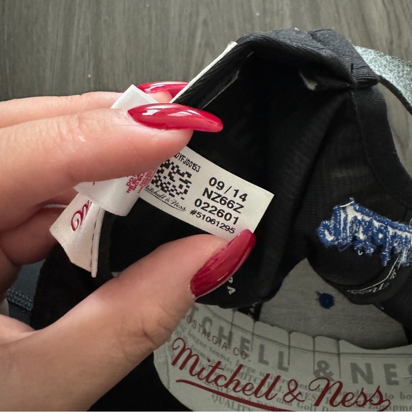 Lot of 2 Mitchell & Ness Golden State Warriors Beanie Adjustable Cap Embossed - Picture 7 of 13